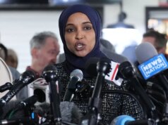 Ilhan Omar não está fora de perigo, apesar da revisão da divulgação financeira, alerta republicano