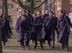 Crítica de The Testaments: a sequência de The Handmaids Story encontra novo poder em sua perspectiva YA