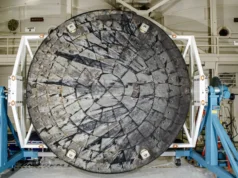 A tripulação lunar da NASA atingirá 25.000 mph amanhã. Essa não é a parte mais assustadora.