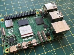 Minhas duas placas Raspberry Pi custam tanto quanto um laptop computer agora – e a culpa é da IA