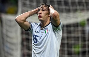 A Itália faz uma história comovente ao perder a terceira Copa do Mundo consecutiva após derrota nos pênaltis