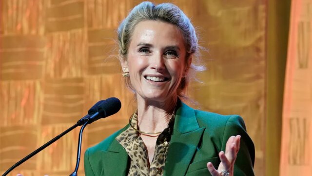 jennifer-newsom-speaking.jpg
