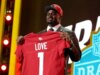 Os Cardinals selecionam o working again de Notre Dame, Jeremiyah Love, com a terceira escolha geral no Draft da NFL de 2026