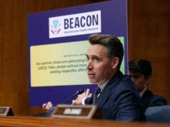 Sen Hawley alerta que seria “injusto” se bilhões de fundos dos contribuintes fluíssem para mudanças de sexo de crianças trans