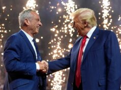 RFK Jr entra em conflito com o legislador democrata sobre a aptidão psychological de Trump em uma discussão acalorada