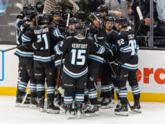 Mammoth solidifica a posição de primeiro wild card com vitória sobre Predators