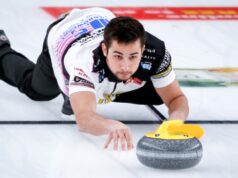 Canadá abre torneio mundial de curling de duplas mistas com nota vitoriosa