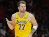 Relatório: Luka Doncic busca tratamento especializado para agilizar o retorno da lesão