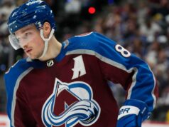 Makar, do Avalanche, perderá alguns jogos devido a uma lesão na parte superior do corpo
