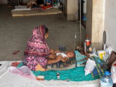 Pelo menos 46 crianças morreram em meio ao surto de sarampo enquanto o vírus se espalha globalmente