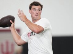 Escolha nº 1 projetada, Fernando Mendoza, abraçando um longo processo de draft