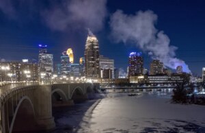 Minneapolis considera legalizar balneários para adultos e locais que permitem atividades sexuais