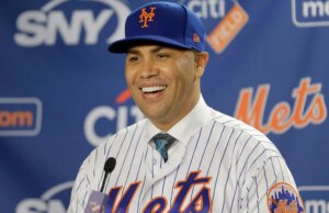 Mets faz as pazes com a lenda do time que esteve envolvida no escândalo de roubo de placas dos Astros