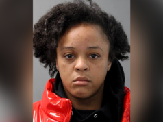 Mulher de Nova York condenada por jogar dinamite no namorado, estourando sua mão enquanto ele tentava se livrar dela