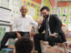 Obama e Mamdani cantam ‘Wheels on the Bus’ com crianças do Bronx durante a primeira aparição conjunta: vídeo