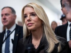 A derrubada de Bondi provoca alvoroço bipartidário: ‘hack partidário, petulante e político’