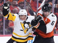 A briga de inclinação da série leva os Flyers à vitória no jogo 3 e leva os Penguins ao limite