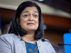 Dois legisladores democratas criticam ‘bloqueio de combustível’ a Cuba, ‘bombardeio econômico’ após visita à ilha