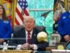 ‘Um presidente pode participar de uma missão espacial?’: Trump brinca enquanto os astronautas da Artemis II visitam a Casa Branca