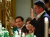 Trump interrompe o discurso em um momento estranho para elogiar a vitória de Rory McIlroy no Masters no jantar na Casa Branca