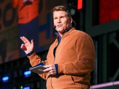 O apresentador da ‘NFL RedZone’, Scott Hanson, diz que ouviu um conceito fascinante de semana de despedida se a NFL se expandir para 18 jogos