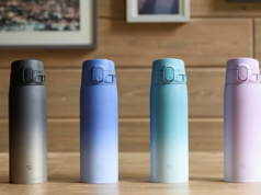 Faço 30 viagens por ano. Esta garrafa de água japonesa vem em todos