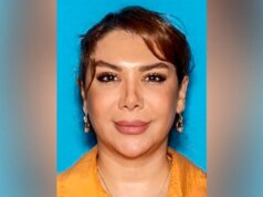 Federais prendem mulher iraniana no LAX por supostamente intermediar vendas de armas para o regime islâmico