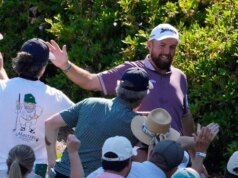 Shane Lowry faz hole-in-one no Masters para de repente entrar na disputa pela jaqueta verde