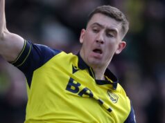 Pênalti de Brannagan vale ponto para Oxford, ameaçado de rebaixamento, com Hull