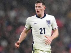 Man Metropolis na pole place para contratar Anderson