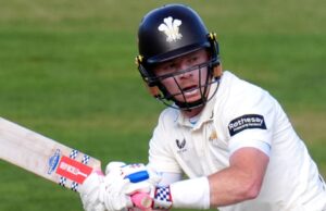 Scorecards de críquete de hoje: County Championship, IPL e PSL