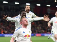 O golo tardio de Longstaff coloca o Leeds à beira da segurança com o empate do Bournemouth