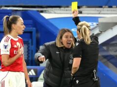 O gol de Nusken não foi suficiente, pois Bompastor foi expulso na saída do Chelsea da WCL para o Arsenal
