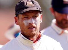 Essex usa o primeiro substituto por lesão na história do County Championship