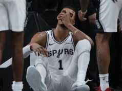 Wembanyama se machucou na derrota do San Antonio nos playoffs para o Portland
