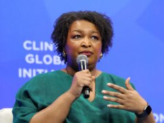 Casa Branca ataca Stacey Abrams no último confronto sobre a ordem eleitoral de Trump