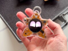 Este chaveiro AI de US $ 400 (não) é inútil, extravagante e estranhamente adorável