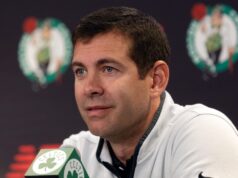 Brad Stevens, do Celtics, eleito o executivo do ano da NBA