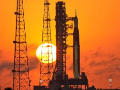 Artemis II lança astronautas ao redor da Lua na primeira missão no espaço profundo desde Apollo