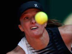 Swiatek desiste do Aberto de Madrid após adoecer durante a partida