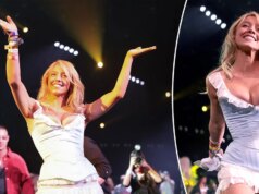 Sydney Sweeney usa espartilho atraente enquanto canta músicas com amigos famosos no Stagecoach