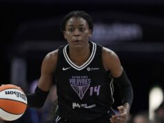 Tempo assina centro Temi Fagbenle para relatar contrato de um ano no valor de US$ 1 milhão