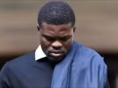 Partey nega novas acusações: ex-astro do Arsenal se declara inocente; julgamento adiado para 2027