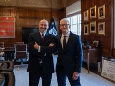 Tim Prepare dinner se reúne com o secretário de comércio, Howard Lutnick, antes da transição do CEO