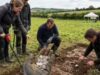 Alerta de tesouro: 63 moedas anglo-saxônicas descobertas em Worcestershire ligadas à period Viking