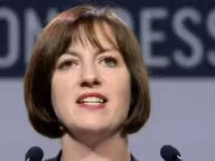 ‘Alguma forma de restrições para menores de 16 anos’: Ministra da Educação do Reino Unido, Olivia Bailey