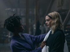 Uma estrela pop precisa de uma reforma em ‘Mom Mary’, mas um vestido continua atrapalhando