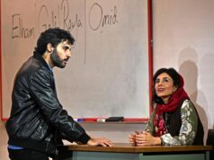 Enquanto Trump lança terror sobre o Irã, ‘Inglês’, vencedor do Pulitzer de Sanaz Toossi, tem sua estreia em Los Angeles