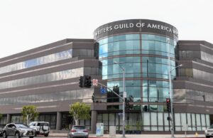 Writers Guild firma contrato provisório com estúdios
