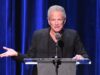 Mulher acusada de perseguir e atacar Lindsey Buckingham, do Fleetwood Mac, é presa